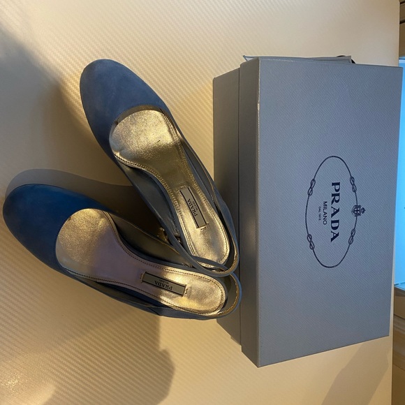 Prada heels,excellent condition ,barely worn ,size 8 - Picture 4 of 6